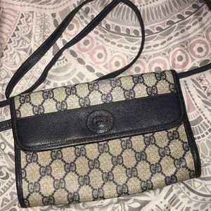 Vintage Gucci crossbody